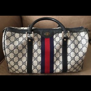 Authentic Vintage GUCCI Boston Bag in excellent pre-owner condition